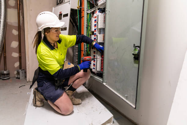 Best Emergency Electrical Repair  in Maumelle, AR